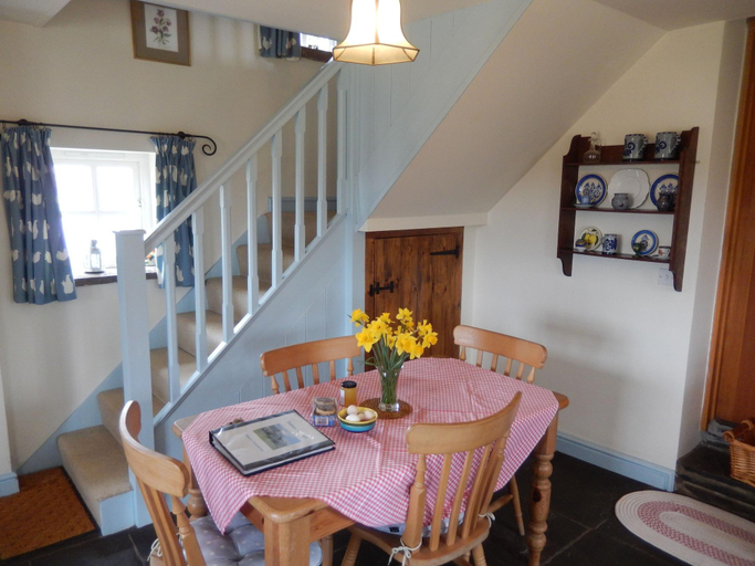 Public Area 3, Alltybrain Farm Cottages, Powys