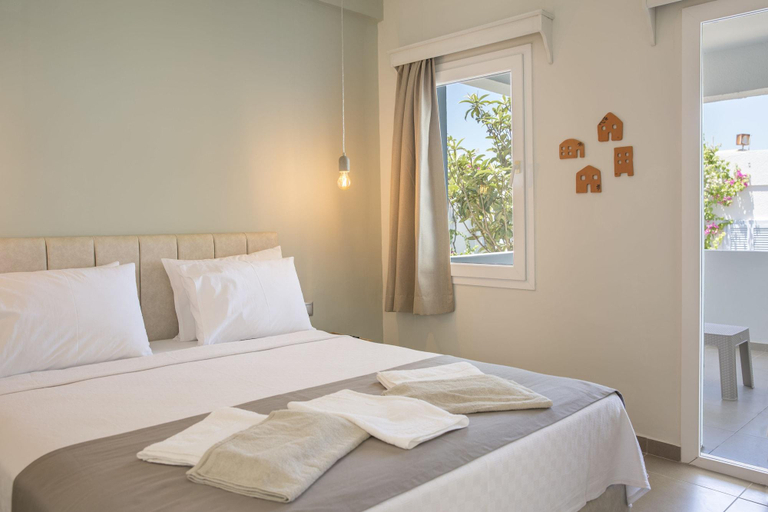 Bedroom 3, Yaz Beach Hotel, Bodrum