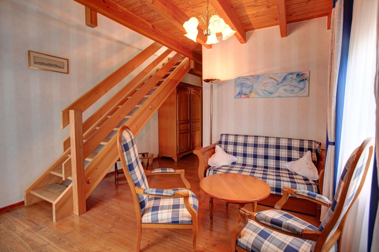 Bedroom 3, Kapuzinergarten Panoramahotel, Breisgau-Hochschwarzwald