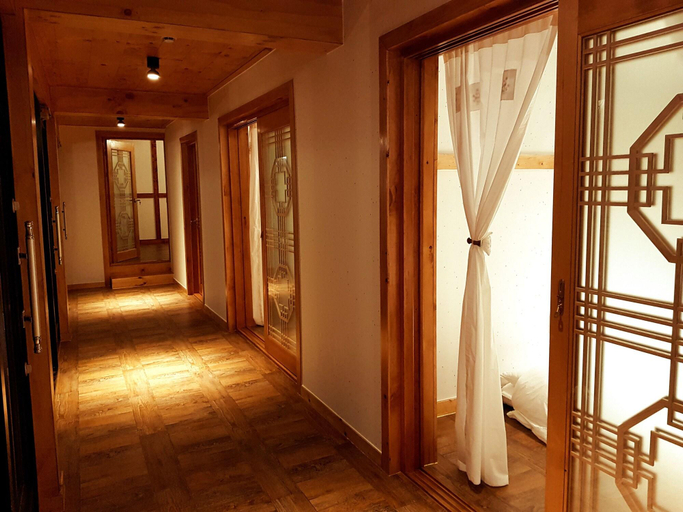 Public Area 2, Springtime Guest House, Muan