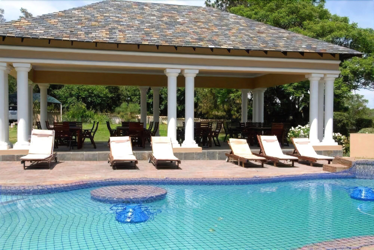 Sport & Beauty 2, Attache Guest Lodge, City of Johannesburg