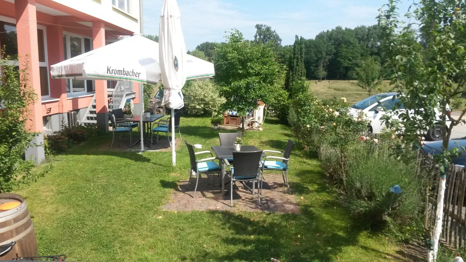 Exterior & Views 2, Mein Schlosshotel, Offenbach