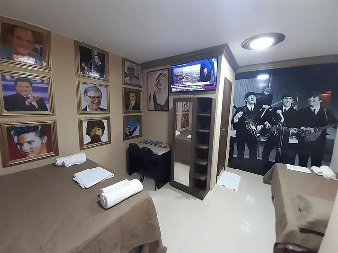 Others 4, Hotel Nacional, Sobral