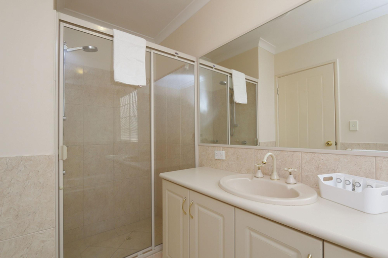 Bathroom 4, Ganesha Wellness Spa, Perth