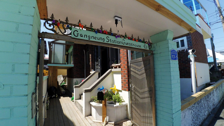Exterior & Views 2, Gangneung Station Guesthouse, Gangneung