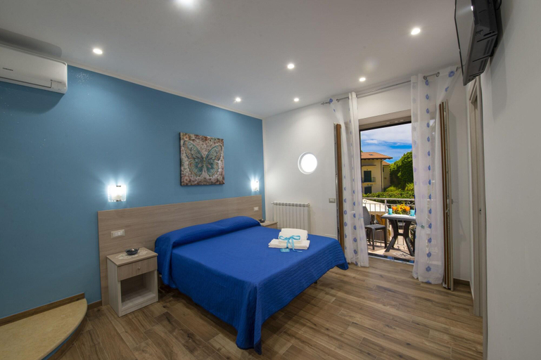 Bedroom 2, B&B Il Girasole, Napoli