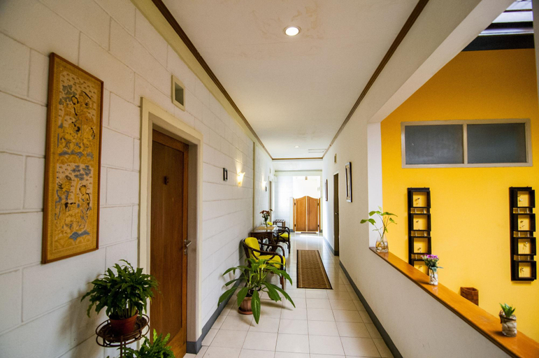 Public Area 2, Rumah Asri Bed And Breakfast (tutup sementara), Bandung