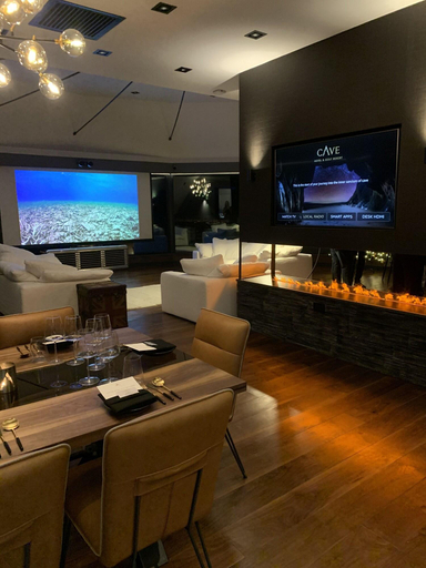 Public Area 4, Cave Hotel & Golf Resort, Kent