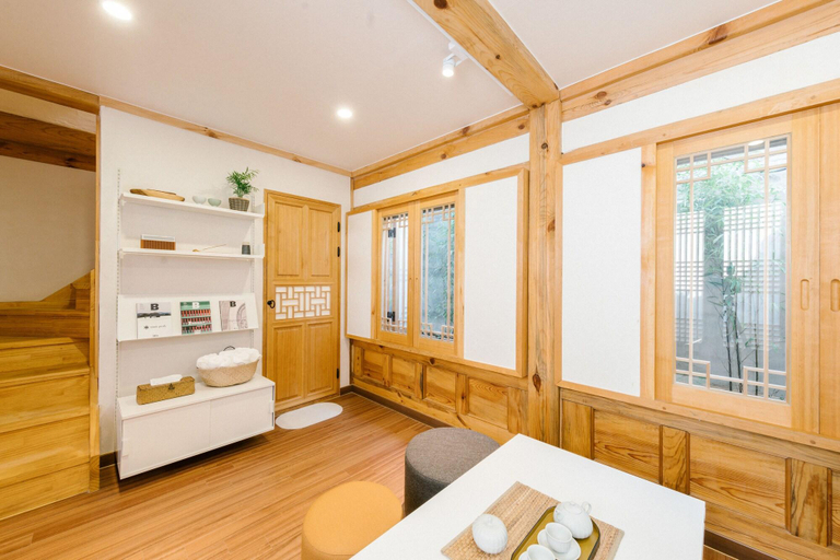 Bedroom 4, Adamhanok, Jongno