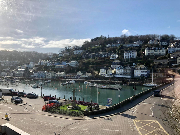 Exterior & Views 2, Bridgeside Guest House, Cornwall