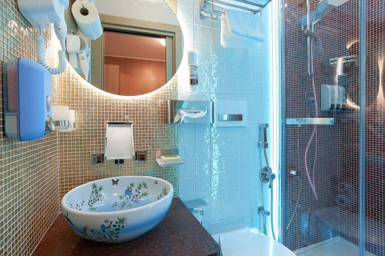 Bathroom 4, S.P.T. Bed & Breakfast, Rome