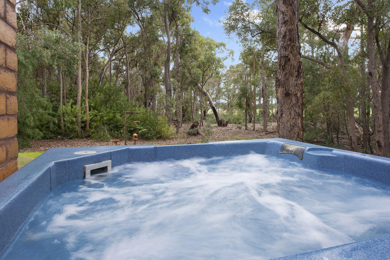 Sport & Beauty 3, Yelverton Brook Conservation Sanctuary, Busselton