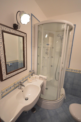Bathroom 5, B&B Palazzo Pisani, Salerno