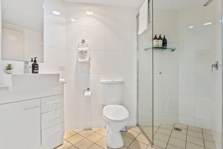 Bathroom 5, Southbound Escape at the Wharf, Eurobodalla