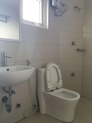 Bathroom 4, Meaco Hotel - Valenzuela, Valenzuela