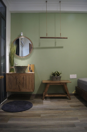 Bathroom, HoLo Bui Vien Saigon Serviced Homestay, District 1