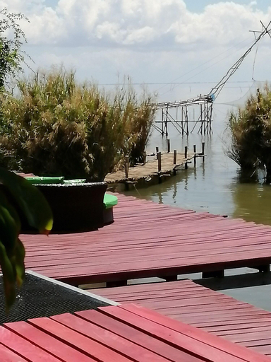 Lake House, Khuan Khanun
