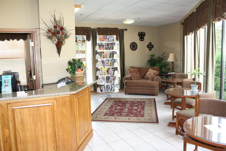 Public Area 3, Green Gables Inn, Taney