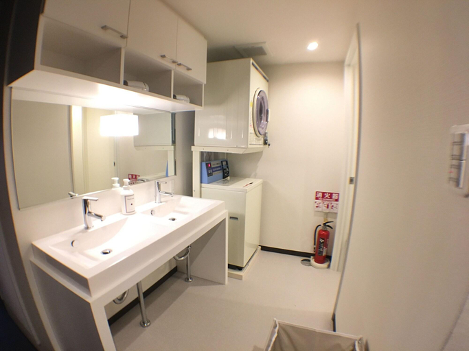 Bathroom 5, Hostel Namba - Takumi -, Osaka