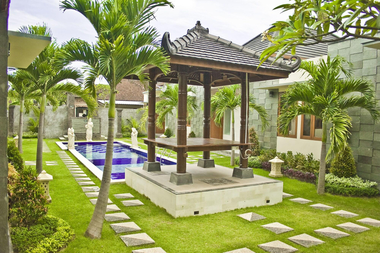 Exterior & Views 2, Kubu Daton Homestay, Denpasar