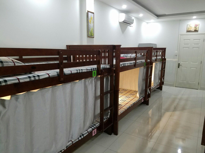 Public Area 2, Natural House Hostel, District 5