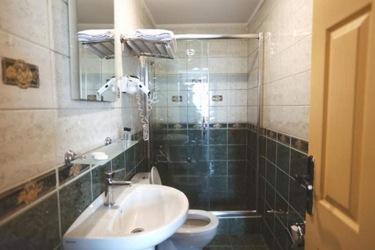 Bathroom 5, Cheers Vintage - Hostel, Fatih