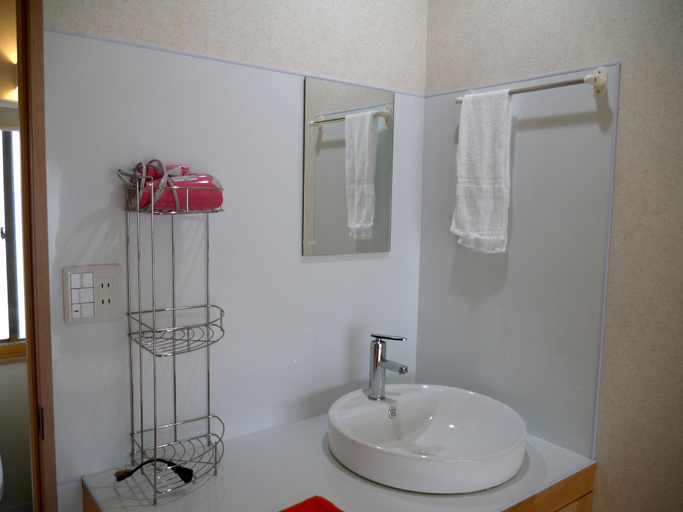 Bathroom 4, Guesthouse Osaka Tengachaya Station Front Hall, Osaka