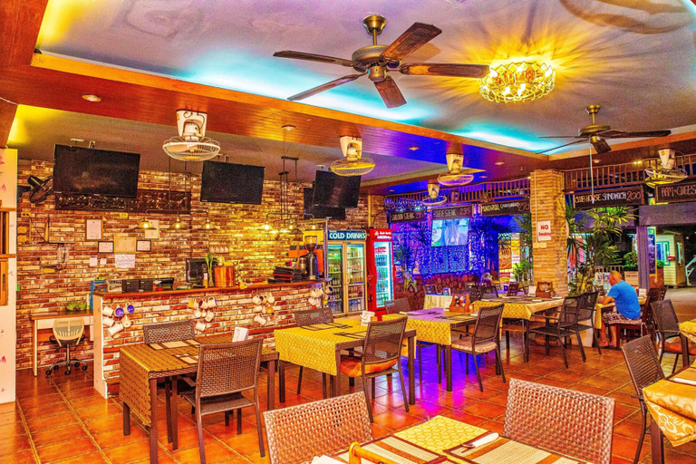 Food & Drinks 1, Jolly's Guesthouse, Pattaya