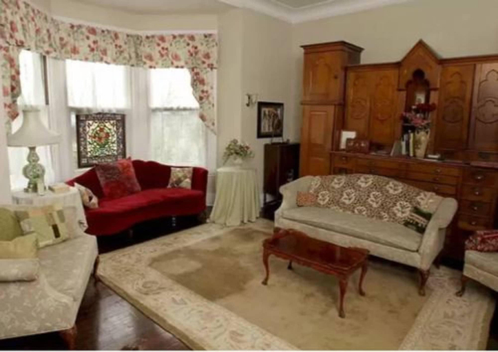 Public Area 3, Six Acres Bed & Breakfast, Cincinnati