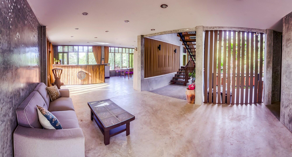 Public Area 2, Tonmai Suites, Ko Lanta