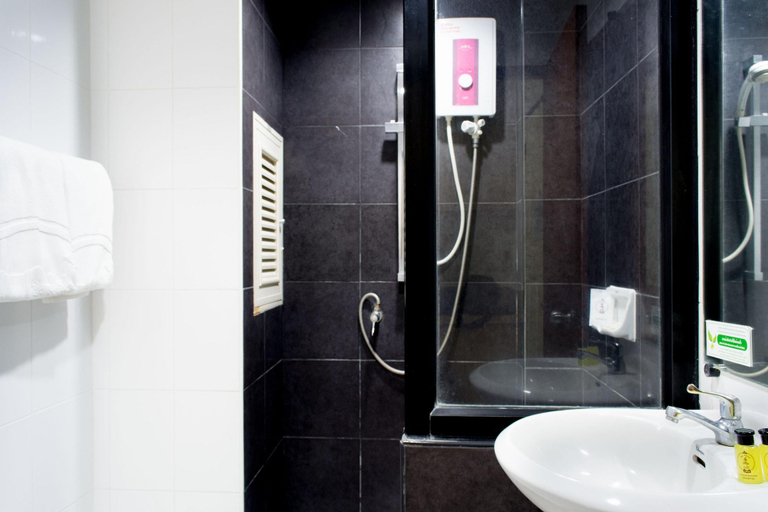 Bathroom 4, Star 3 Residence, Muang Rayong