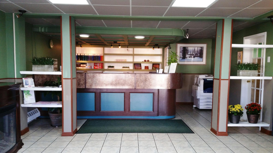 Public Area 3, Canadian Motor Inn, Division No. 19