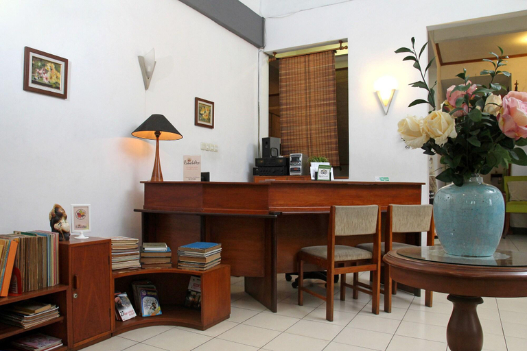 Public Area 2, Rumah Asri Bed And Breakfast (temporarily closed), Bandung