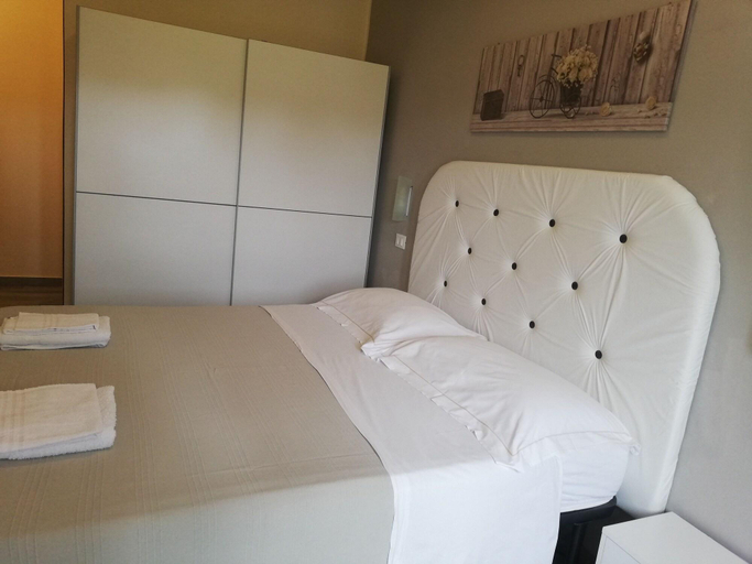 Bedroom 4, Stella & Luna, Catania