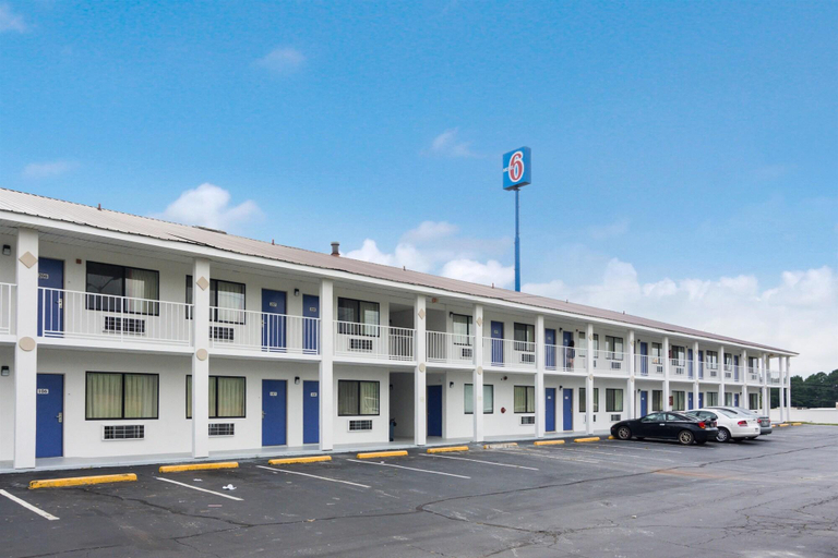 Exterior & Views 2, Motel 6 Bremen, GA, Carroll