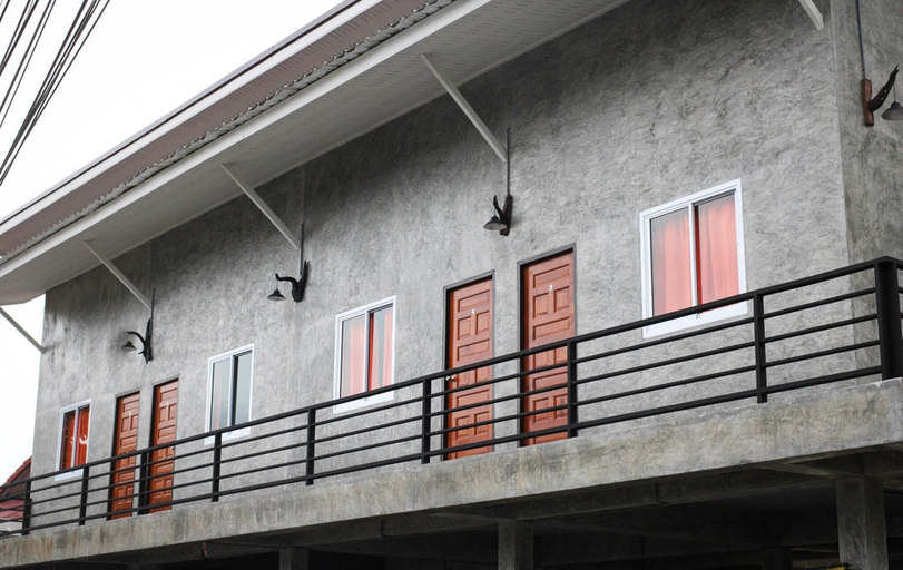 Exterior & Views, Sirah Hometel - Hostel, Ko Phangan