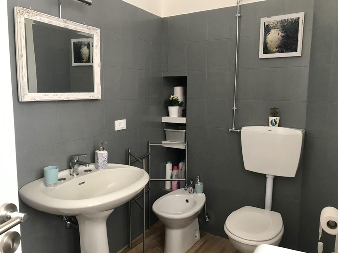 Bathroom 4, La Dimora di Tommaso Apartment - Dimora storica Bike Friendly, Chieti