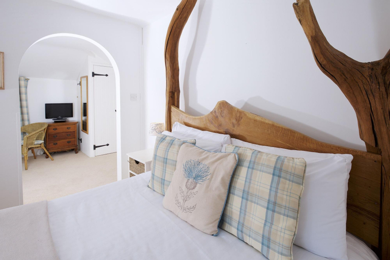 Bedroom 2, Cottage Lodge, Hampshire