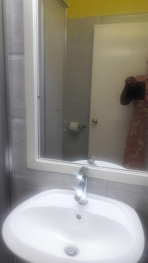 Bathroom, Sunny View At Sandcastle