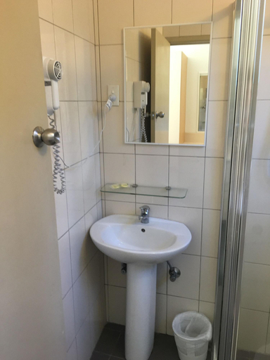 Bathroom 5, Westside Motor Inn, Sydney