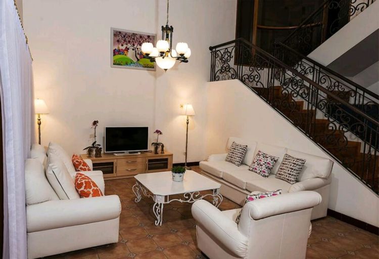 Avaloka-By Laloka, Comfy place(20prsn+), Bandung