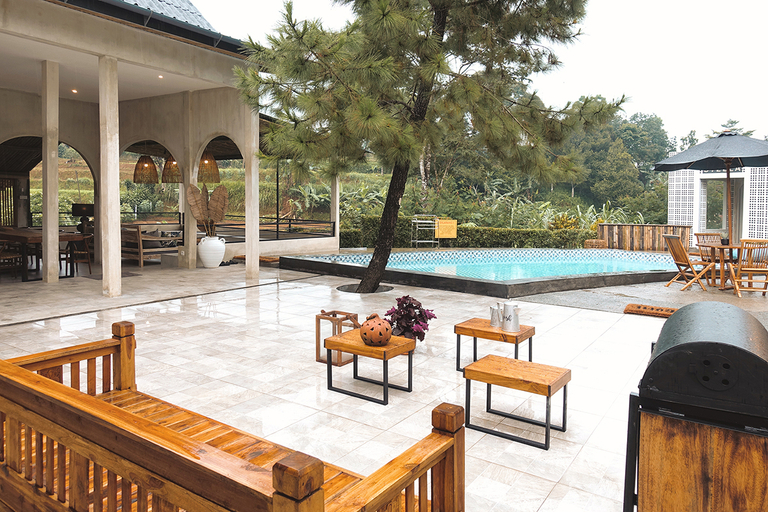 Others 2, Villa Stella - Semi Outdoor Bath with Amazing View, Bogor