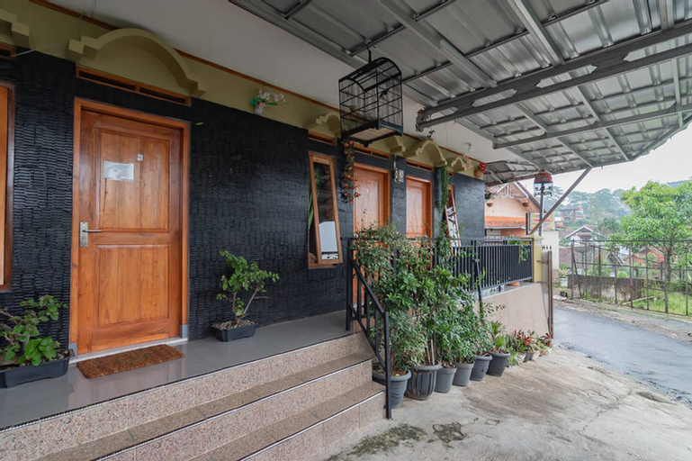Pondok Yanti Sari RedPartner (tutup sementara), Subang