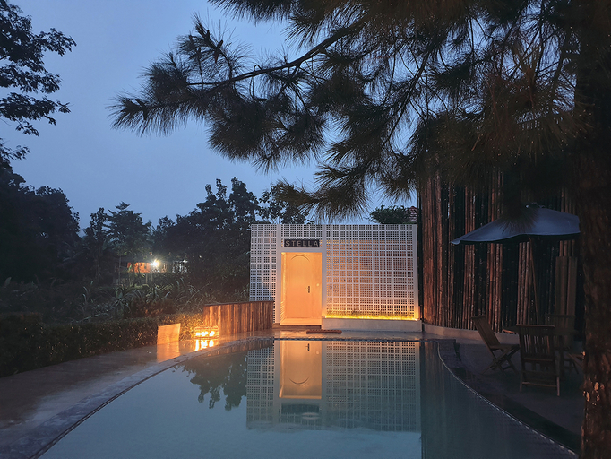 Exterior & Views, Villa Stella - Semi Outdoor Bath with Amazing View, Bogor