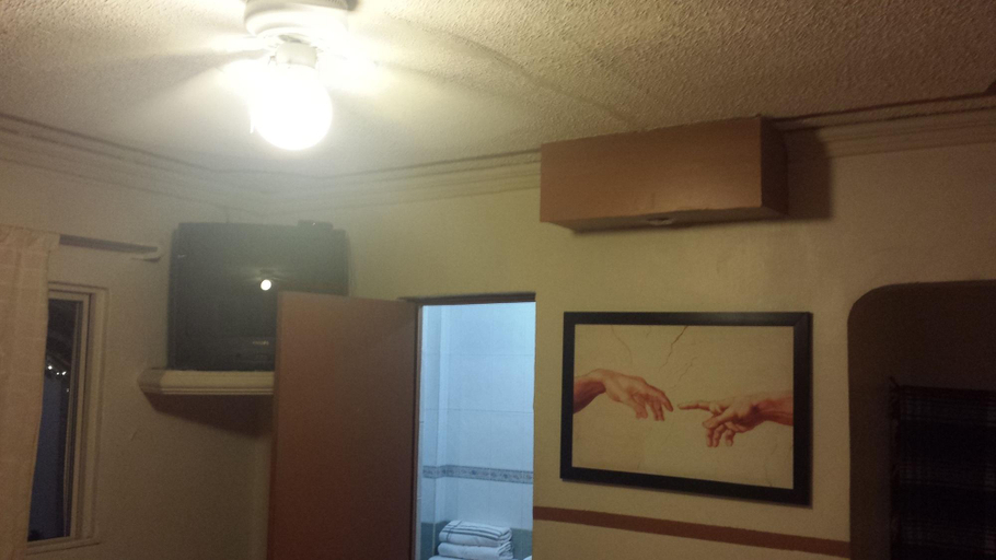 Bedroom 3, Hotel Suiza, Tijuana