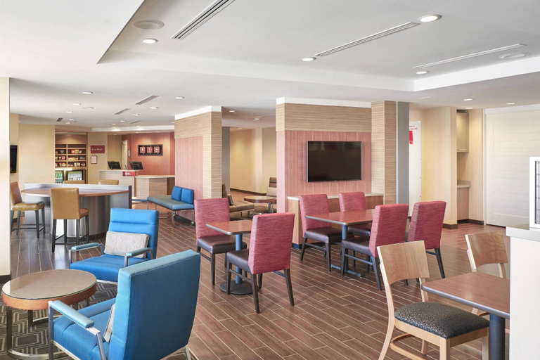 Public Area 2, TownePlace Suites by Marriott Medicine Hat, Division No. 1