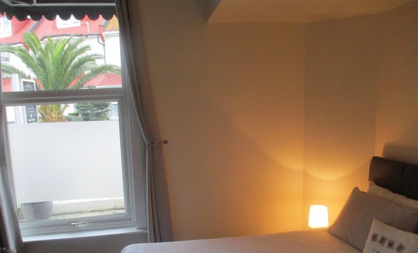 Public Area 3, Cherwood Guesthouse, Torbay