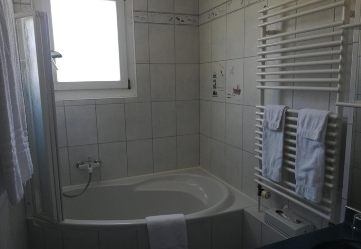 Bathroom 3, Restaurant Le Gruyerien, La Gruyère