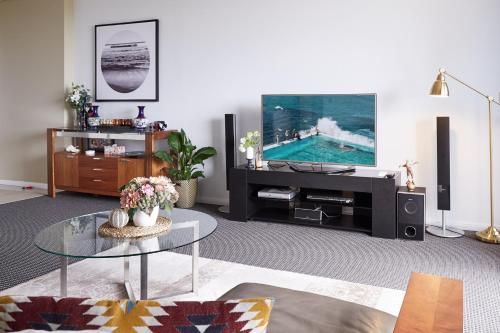 Light-Filled Designer Apartment with Amazing Views, Sydney