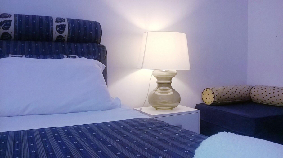 Bedroom 2, 2 Be Home Colosseo, Rome